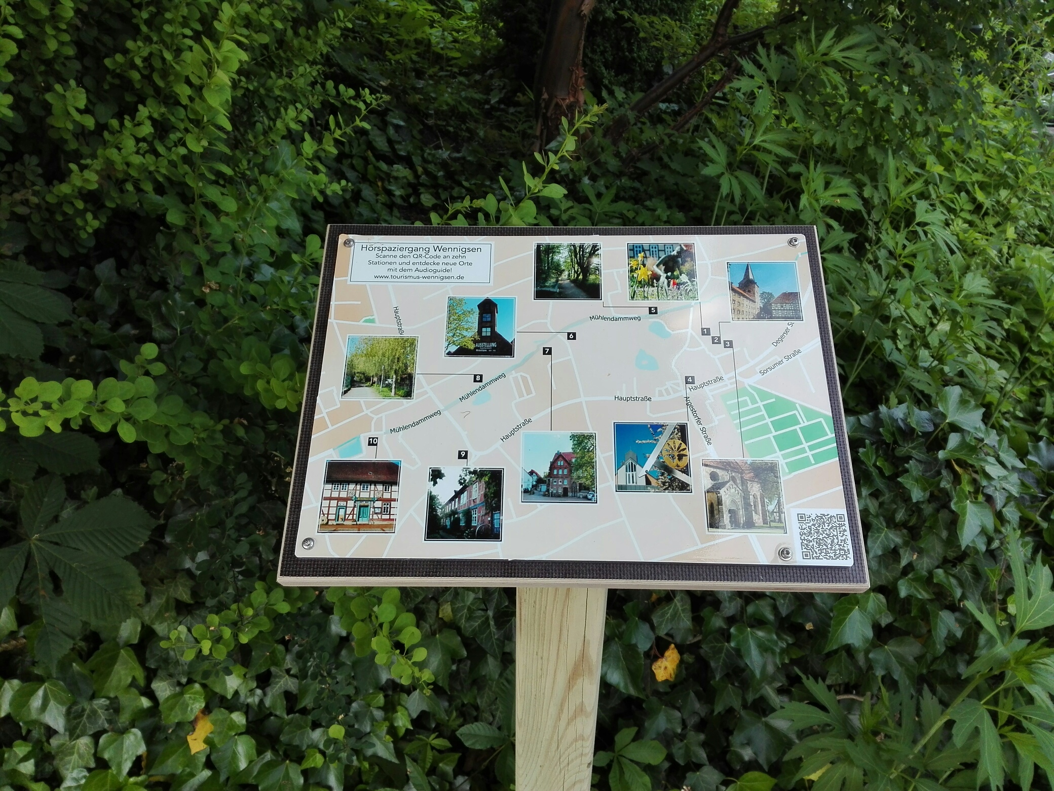 Audioguide Signpost